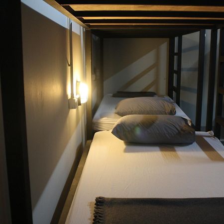 The Mixx Hostel Bangkok Esterno foto