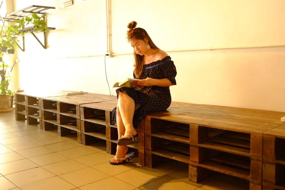 The Mixx Hostel Bangkok Esterno foto