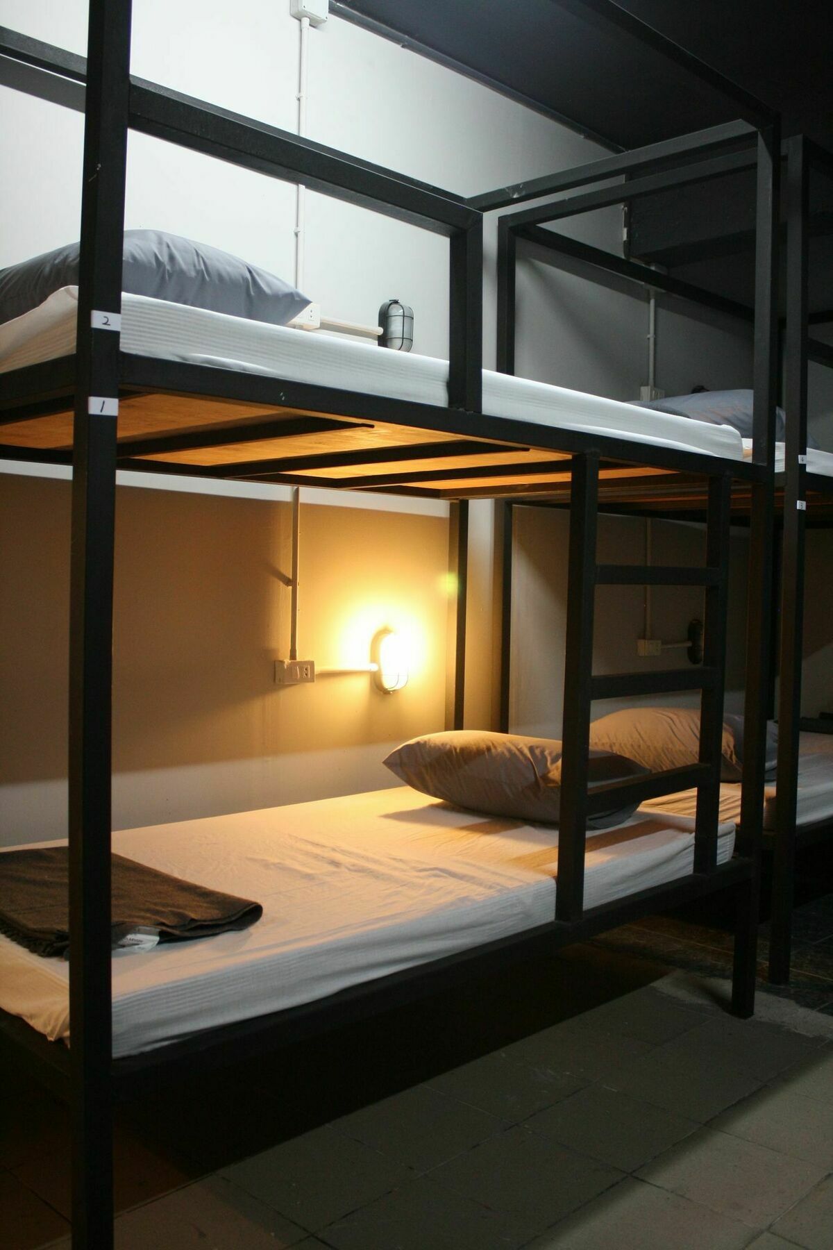 The Mixx Hostel Bangkok Esterno foto